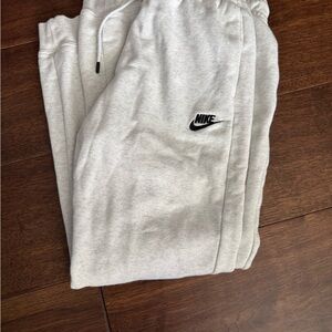 Nike Women's Gray Sweatpants